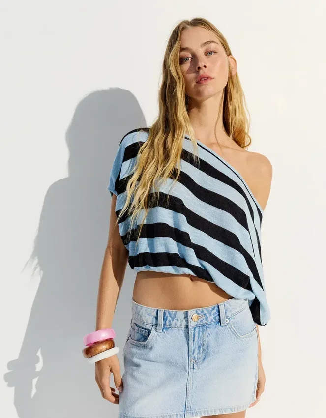 Asymmetric Striped Sweater Asymmetric Striped Sweater