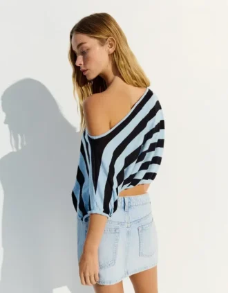 Asymmetric Striped Sweater Asymmetric Striped Sweater