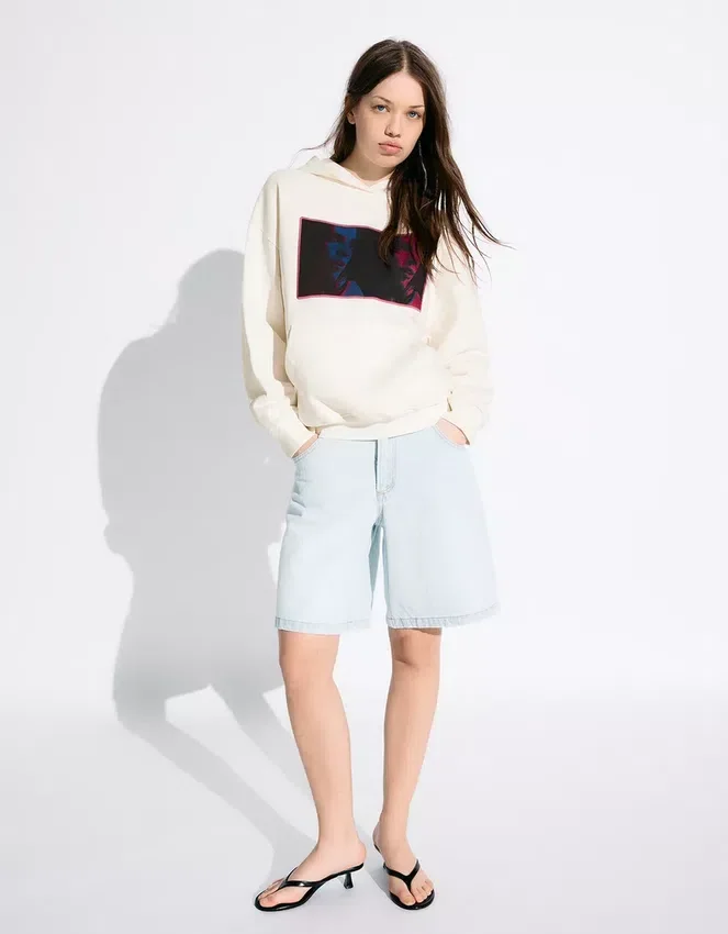 Billie Eilish Print Hood Billie Eilish Print Hood