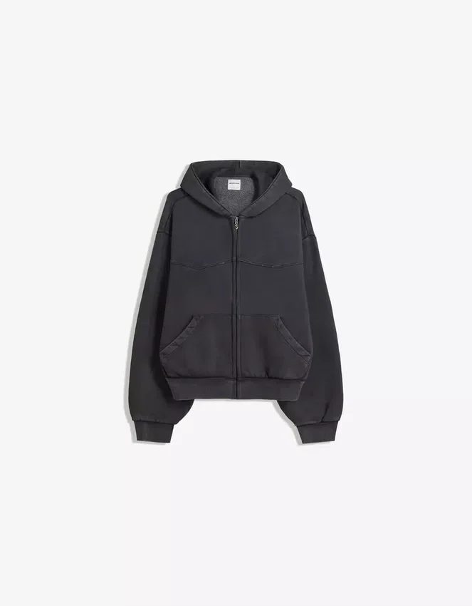 Boxy Fit Cropped Zip-Up Sweatshirt – Sweatshirts & Hoodies – Men Boxy Fit Cropped Zip-Up Sweatshirt – Sweatshirts & Hoodies – Men