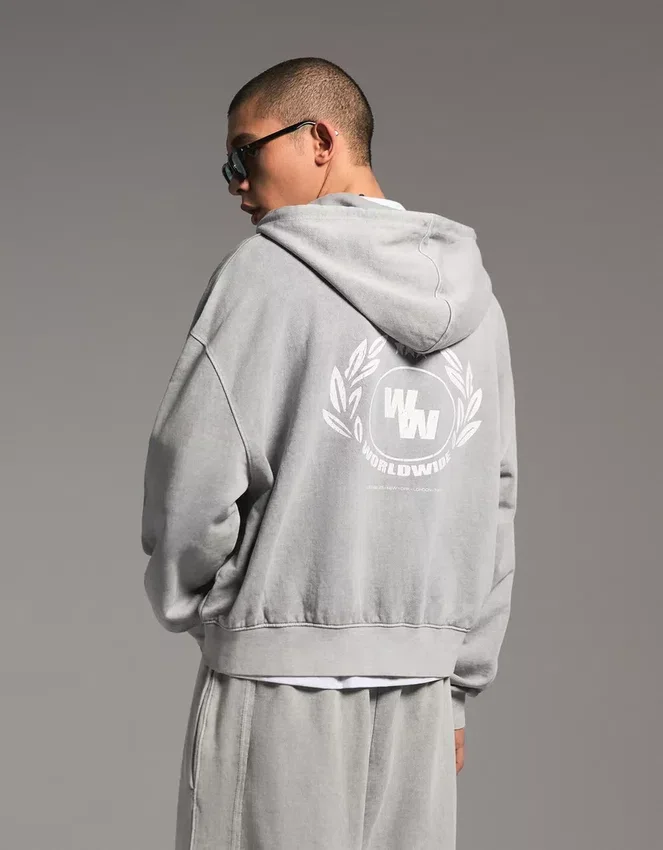 Boxy Fit Zip-Up Sweatshirt with Print – Sweatshirts & Hoodies Boxy Fit Zip-Up Sweatshirt with Print – Sweatshirts & Hoodies