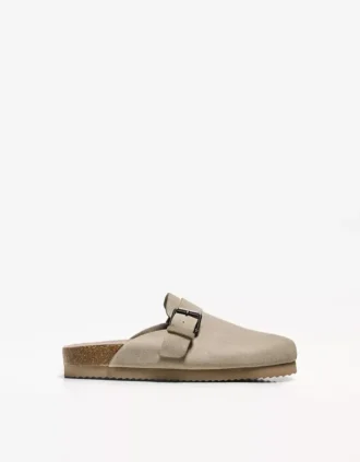 Clogs with Buckle Detail – Shoes Clogs with Buckle Detail – Shoes