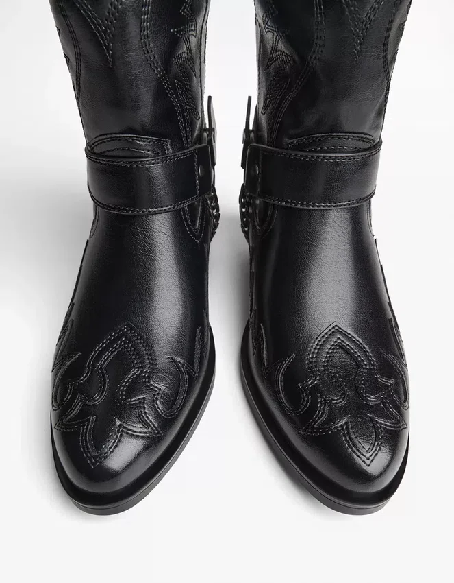 Cowboy Boot with Chain Detail – Ankle Boots – Men Cowboy Boot with Chain Detail – Ankle Boots – Men
