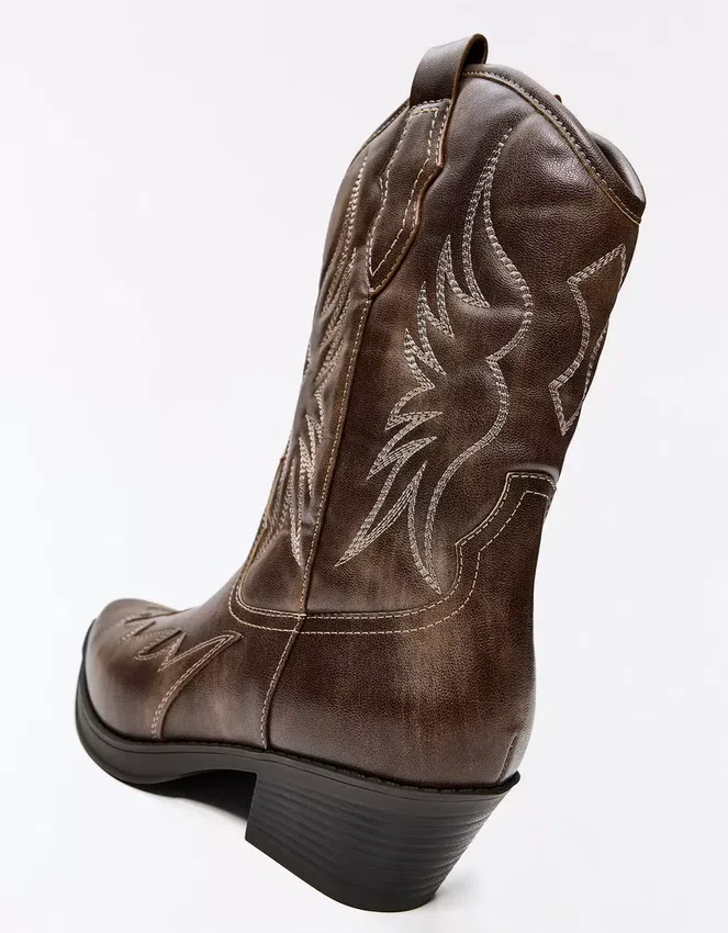 Cowboy Boot with Toe Detail Cowboy Boot with Toe Detail
