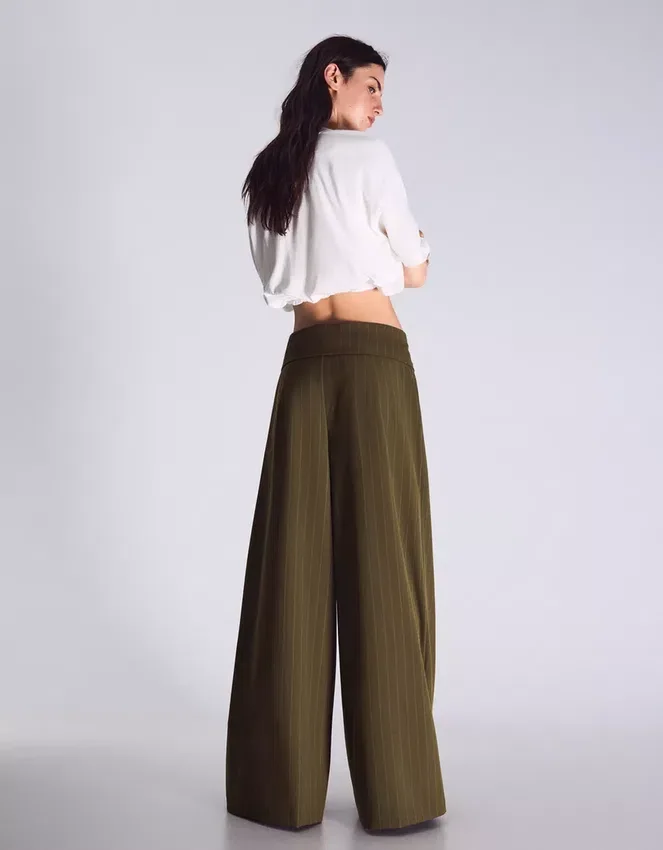 Darted Trousers with Turn-Up Waist Darted Trousers with Turn-Up Waist