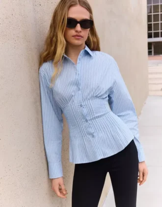 Fitted Shirt with Darts