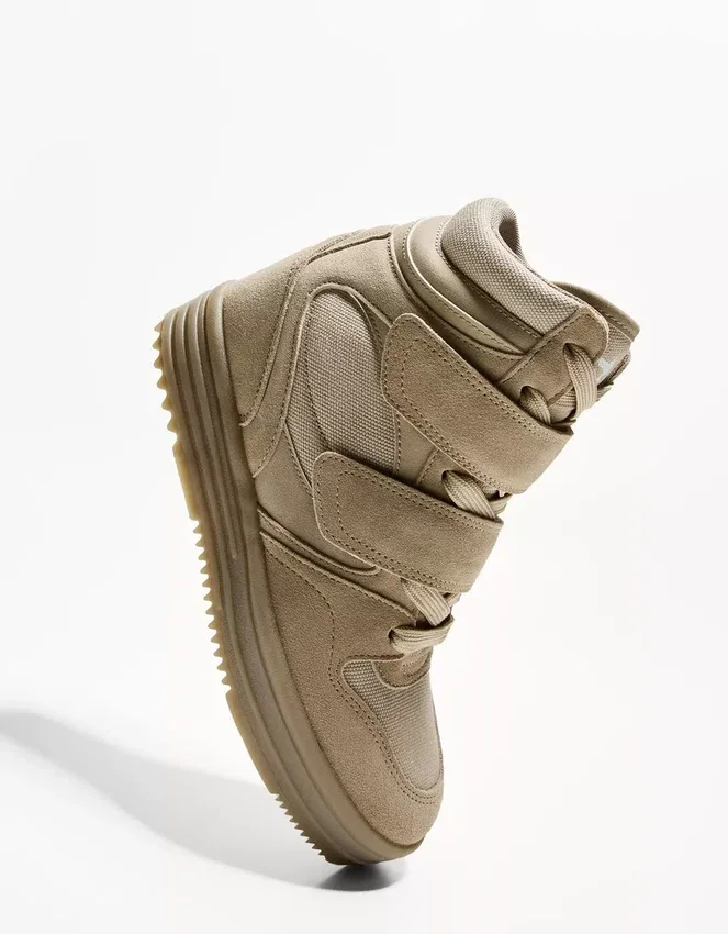 High-Top Sneakers with Inner Wedge – Shoes High-Top Sneakers with Inner Wedge – Shoes