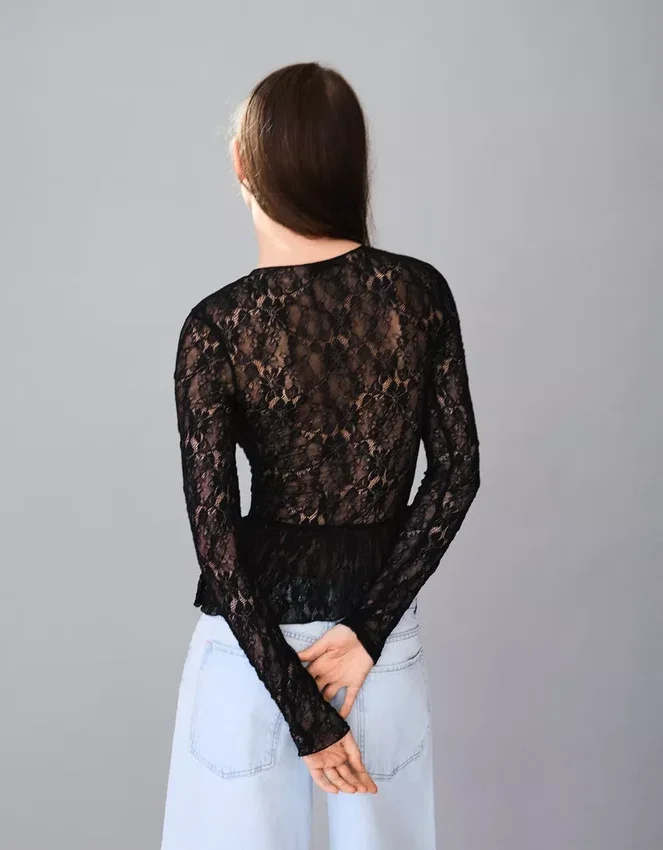 Long Sleeve Ruffled Blonde Lace T-Shirt Long Sleeve Ruffled Blonde Lace T-Shirt