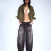 Low-Rise Baggy Barrel Jeans