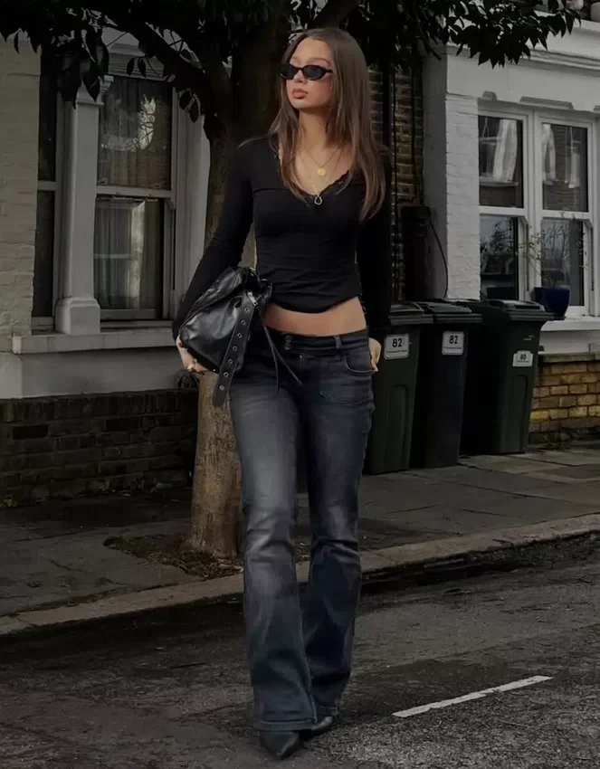 Low-Rise Bootcut Jeans with Flaps Low-Rise Bootcut Jeans with Flaps