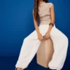 Low-Rise Wide Balloon Fit Jeans