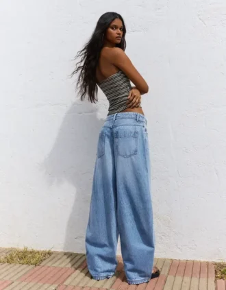 Low-Rise Wide-Leg Barrel Jeans with Front Buttons – Pants