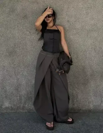 Pleated Trousers with Double Button