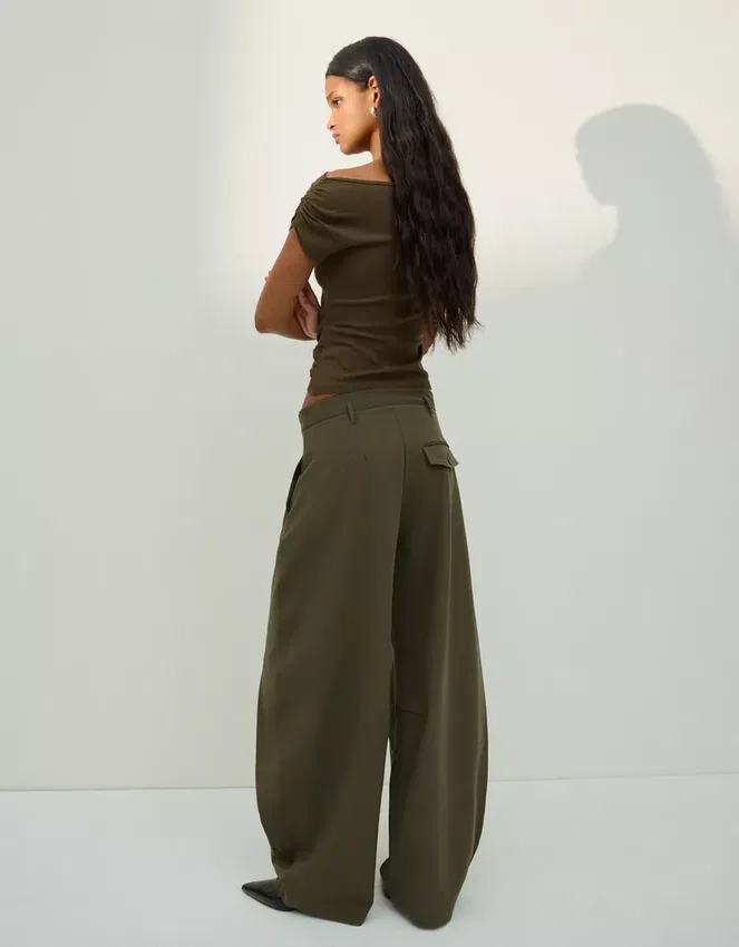 Pleated Trousers with Double Button – Pants Pleated Trousers with Double Button – Pants