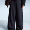 Plush Barrel Trousers with Stoppers Plush Barrel Trousers with Stoppers