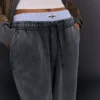 Plush Barrel Trousers with Stoppers – Pants