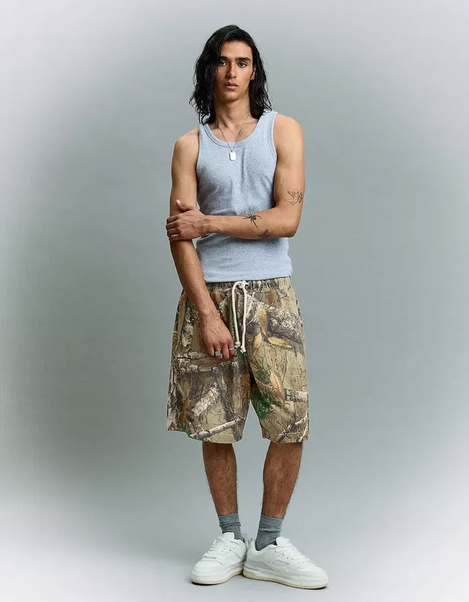 Printed Boxy Fit Bermuda Shorts – Shorts and Jorts – Men Printed Boxy Fit Bermuda Shorts – Shorts and Jorts – Men