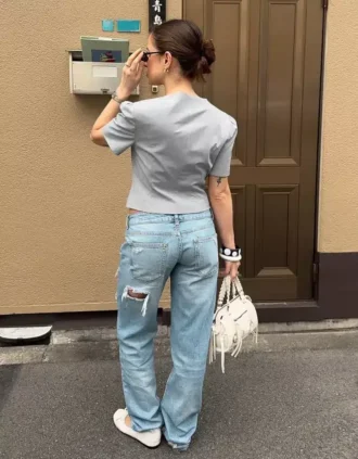 Ripped Low-Rise Straight-Leg Jeans