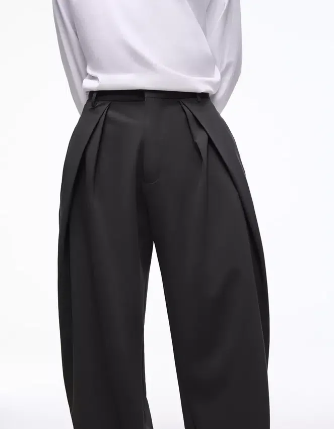 Super Baggy Tailored Fit Trousers with Darts – Pants Super Baggy Tailored Fit Trousers with Darts – Pants