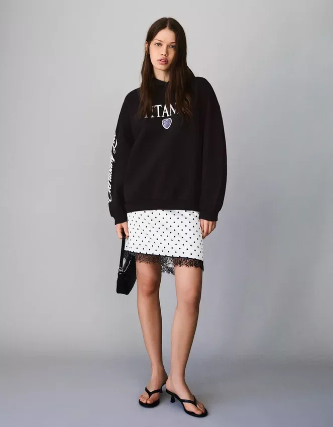 Titanic Print Hood Sweatshirt with Hood Titanic Print Hood Sweatshirt with Hood