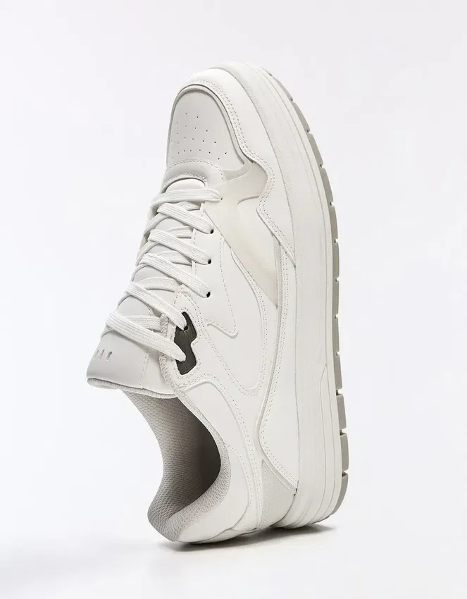 Voluminous Sneakers Voluminous Sneakers