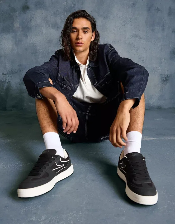 Voluminous Sneakers – Trainers Voluminous Sneakers – Trainers