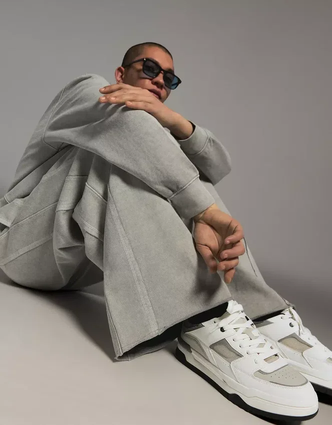 Voluminous Sneakers with Pieces – Trainers Voluminous Sneakers with Pieces – Trainers